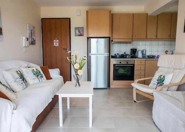 Lovely Apartment Next To The Sea Lygia Korinthias